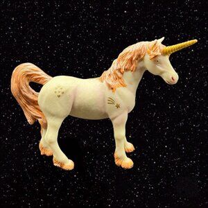 Papo 2010 UNICORN White Pink Mane Fairy Animal Fantasy Figure 5.5”W 5”T